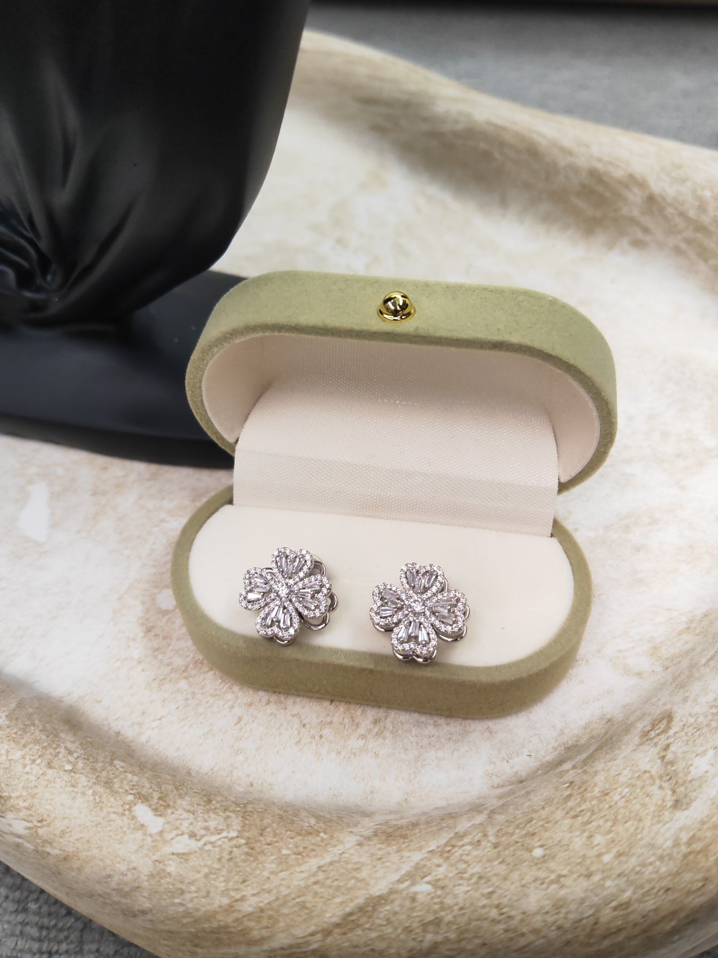 Spin & Sparkle Flower Studs